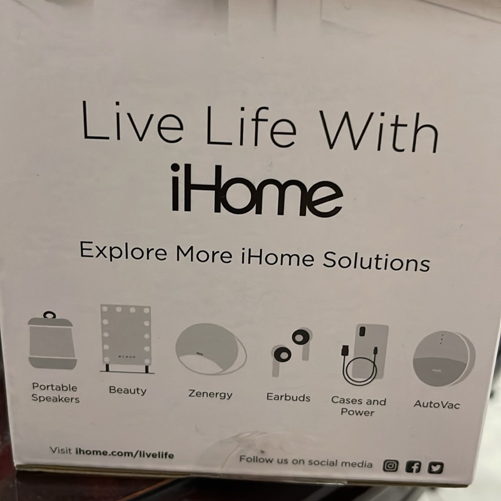 iHome Power Clock - Picture 3 of 4